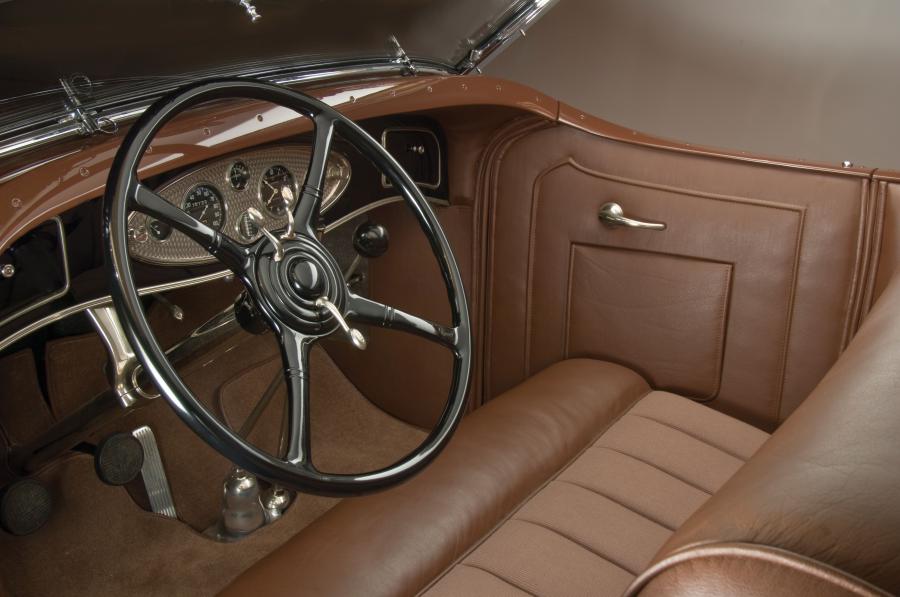  Lincoln Model K Double Windshield Phaeton 1932 года  (фото 16 из 19)